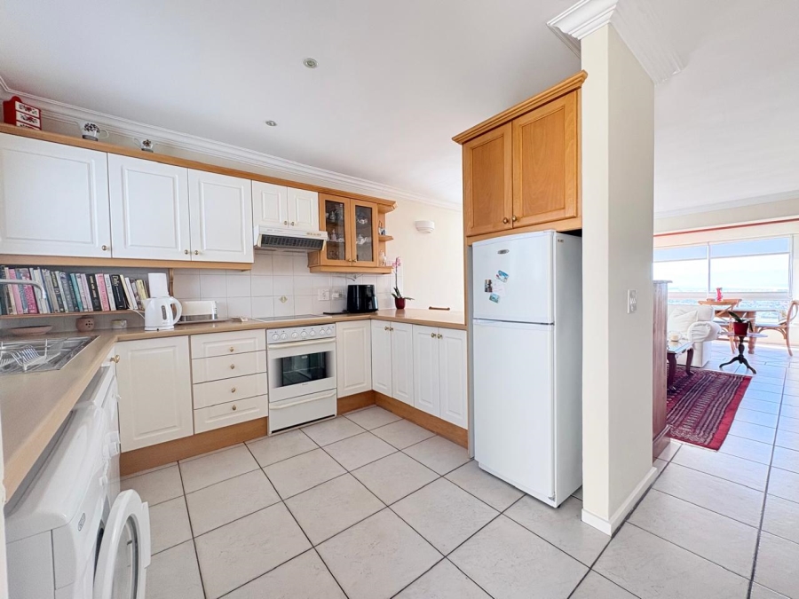 To Let 3 Bedroom Property for Rent in Muizenberg Western Cape